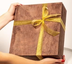 Великий набір в дерев'яній коробці Конюшина мед акацієвий + мед лісовий + крем-мед 3 смаки + мед з горіхами + чай в асортименті + 2844390693 фото